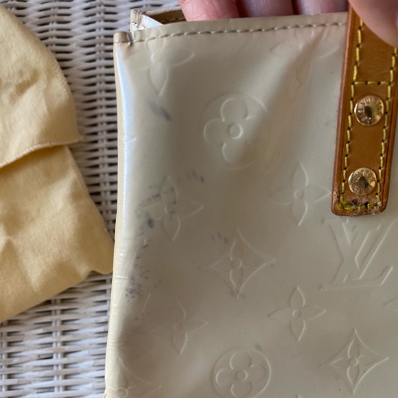 Louis Vuitton Pearl Reade Vernis bag - Picture 9 of 11